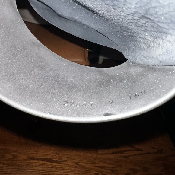 Men’s Gucci Logo Slides - Picture 11 of 14